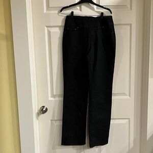 Chadwicks Women's Black Straight Jeans